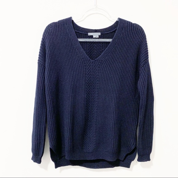 Vince V-neck Tunic Sweater - Picture 2 of 8